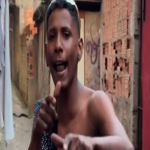 Quem Essa Menina (feat. MC Menor JP) (Radio Edit)