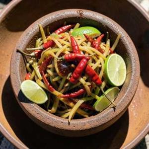 ส้มตำแซ่บอีหลีเด้อ