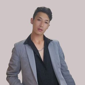 蕃巴秀