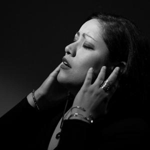 E strano, e strano...Follie, follie...Sempre Libera