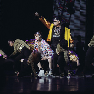 《花儿为什么这样红》（Cover 李斯丹妮、艾菲）