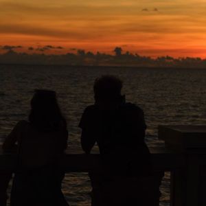 总有一天你会出现在我身边