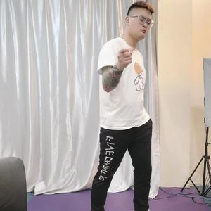 有钱人！多支持支持你龙！