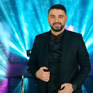 Kush t'ka rrejt , Rrugës me gurë, E haj medet (Potpuri)