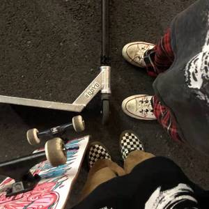 FXXKING MOONLIGHT(PROD BY 年轻的布洛克）