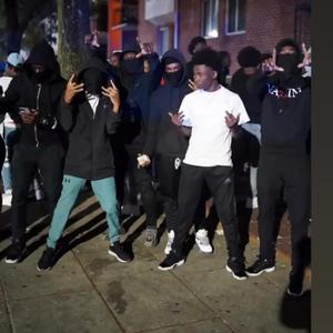 Pounds (feat. LBG Biscuit, R2R Marri, Steevoo & MBM Kell)