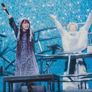 【双语字幕】YOASOBI -《群青》演唱现场