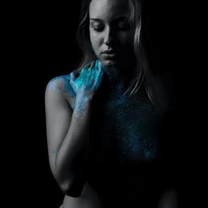 Kiss Her Neck (feat. Lunatic Librarian)