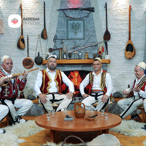 Gjith ka jane malet e shoshit