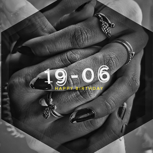 19-06 / शीशा Mudit Chaudhary