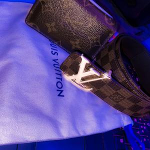 Loui linen (feat. SL!CK)