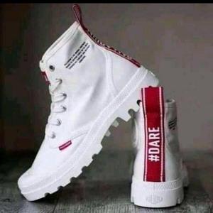 Dare (feat. Norman Perry, The Girl Next Door, dxsiir3, Valee & Meech La'flare)