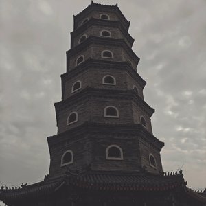 逃避现实的我.mp3