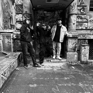 KZFG (feat. Helmut Hustle)