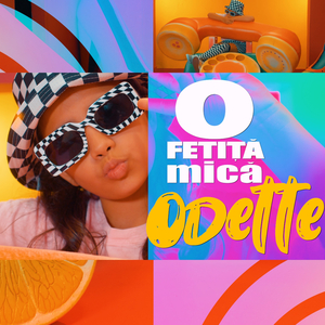 O fetiță mică