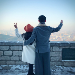 如春作品《边走边唱》