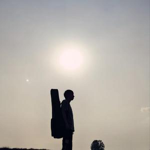 捡瓶子的诗人与理想显而易见还是别做梦吧