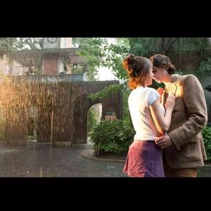 想在雨中给你一个拥抱