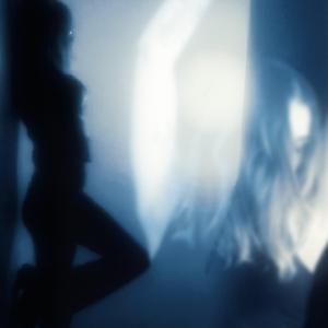 Ndjenjat (feat. Dafina Zeqiri)