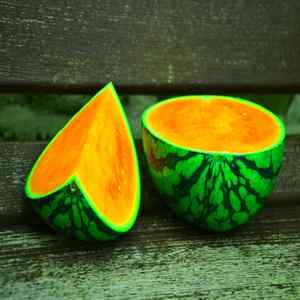 微妙的和朋友一起吃饭心情