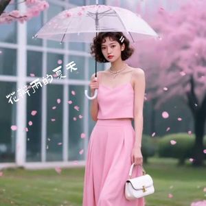 花瓣雨的夏天-天上云地下风