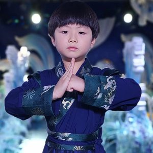 红红的太阳  蒋骏宏(童声版)