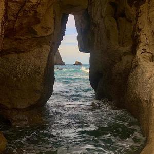 Aún queda piedra en la roca