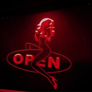 i wanna feel ur love