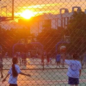 “夕阳照射放学后”