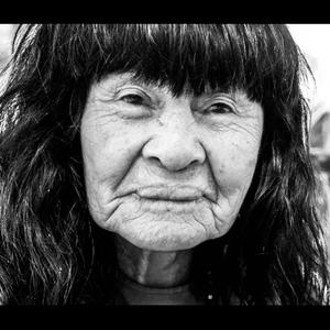 Ikaro (An Homage to Maestra Olivia)