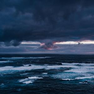 Beverly (feat. Kosie)