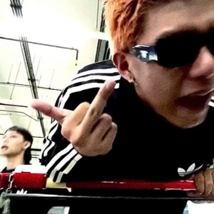 TOP MODEL (feat. Andypisto)