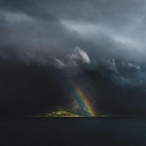 Holidays (feat. HM Surf)