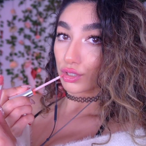 25 Layers Of Lipgloss, Pt. 4