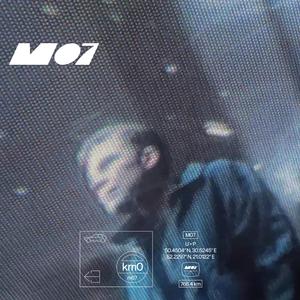 Kissing You (feat. JT Roach)