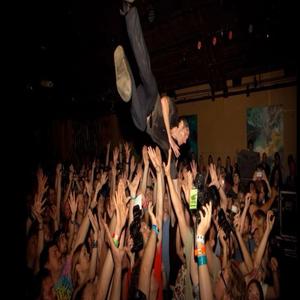 party (deinfein)