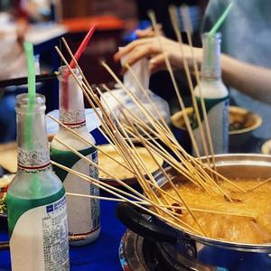 马路边边(Summer Roadside Dinner)