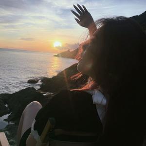 弥漫的烟散不出留在房间