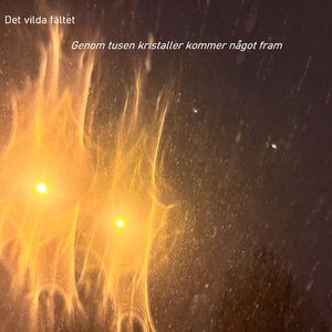 Ett blått skimmer vid en påhittad horisont