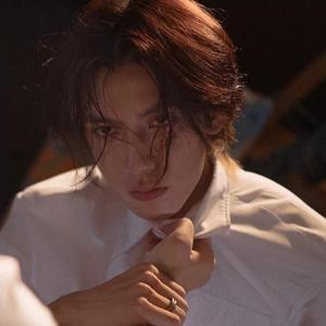 step.jad-都不懂LIVE现场版（新疆__KERAM remix）