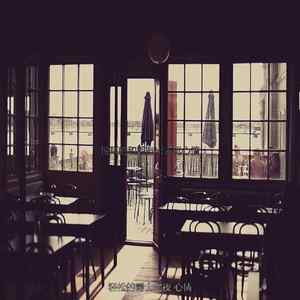 抚慰的浪漫晚餐回忆