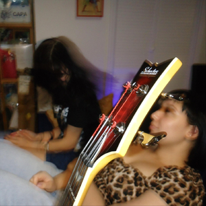 i crowdkilled the guitar