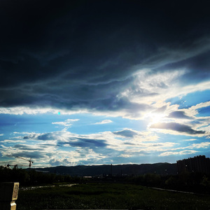 擦肩而过 (PROD BY GOAT CREW)