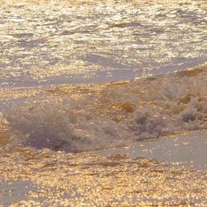 红红的太阳-整曲 伴奏