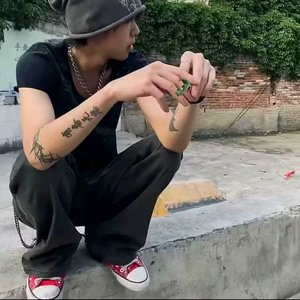 周航飞nb666