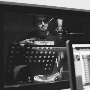Oameni (feat. Larisa Lupu)