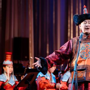 Amidraliin negen ursgal Амьдралын нэгэн урсгал