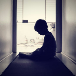 祝你们幸福是我的谎话