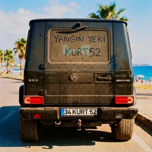 Yangın Yeri (feat. D Lara)