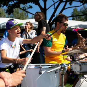 PODAJ DALEJ (feat. Sylwia Dziardziel & Wojownicy Światła)